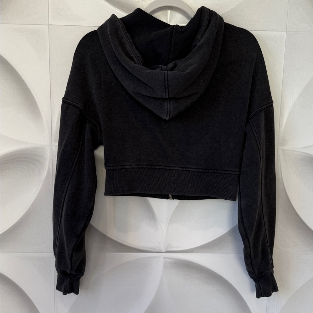 Tilly’s Black Faded Hoodie Zip-Up - Picture 4 of 9